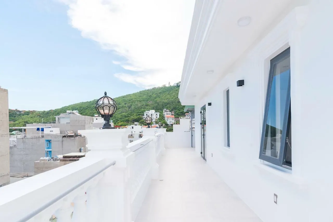 Sun Beach Hotel Vung Tau 3*,